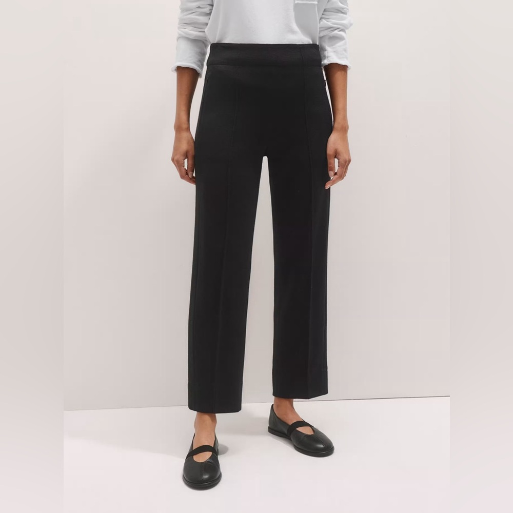 ME + EM Tailored ponte pull on slim crop trouser in black.